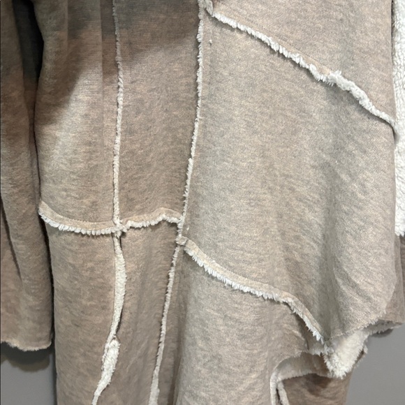 Monroe & Main Cozy Long Open Cardigan Faux Fur Lined Excellent Condition! - Picture 7 of 13